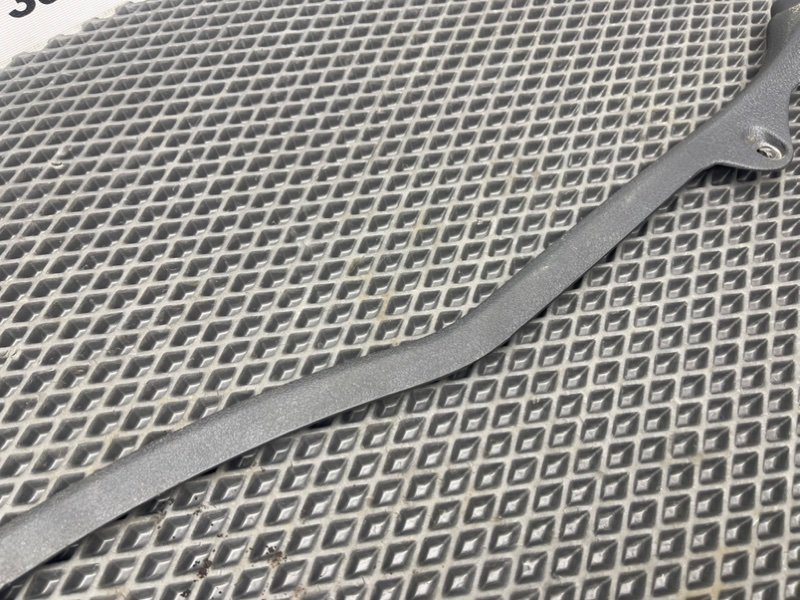 Накладка стойки, 390 рублей, Тверь