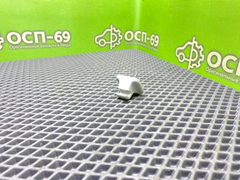 Крепление солнцезащитного козырька, 490 рублей, Тверь