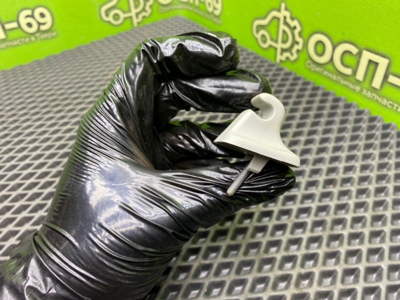 Крепление солнцезащитного козырька, 490 рублей, Тверь