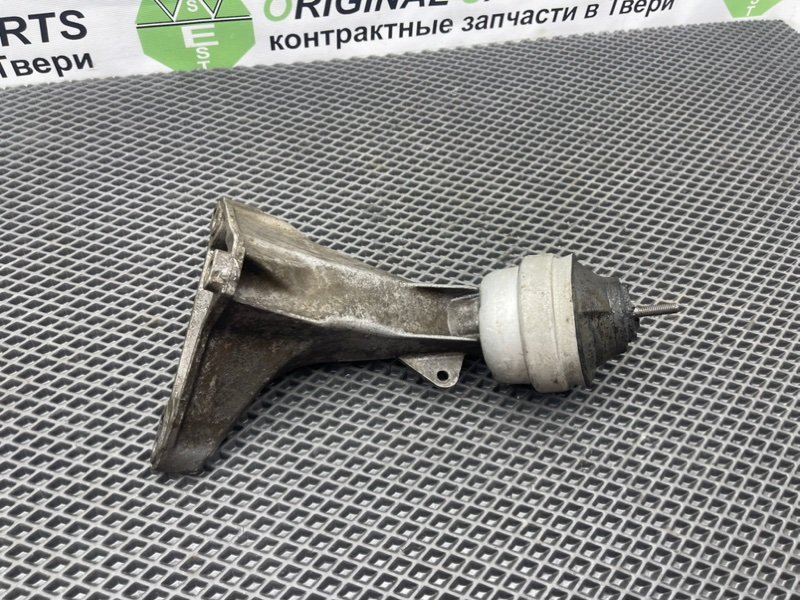 Кронштейн двигателя, 990 рублей, Тверь