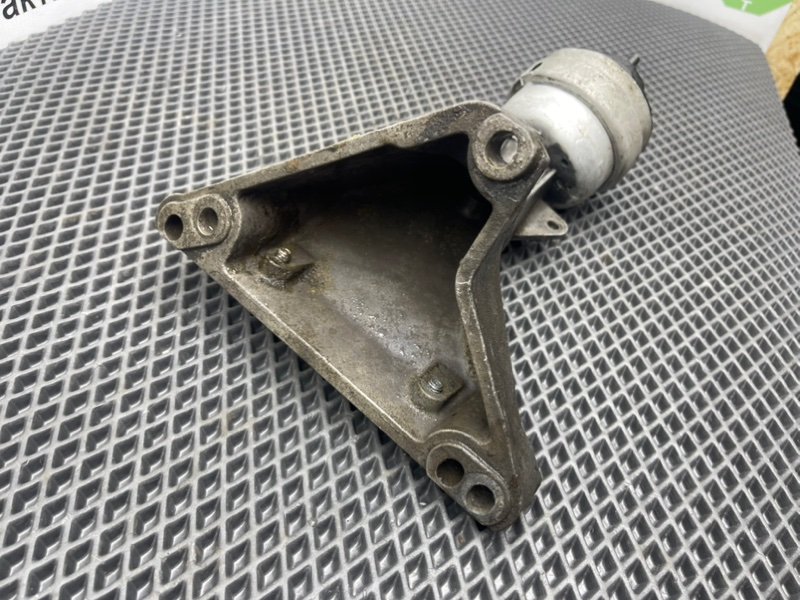 Кронштейн двигателя, 990 рублей, Тверь