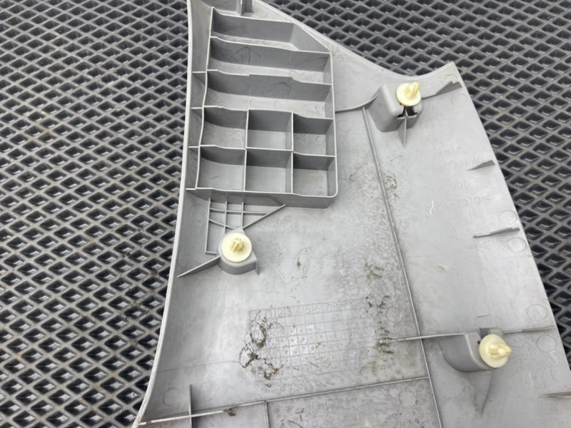 Накладка стойки, 390 рублей, Тверь