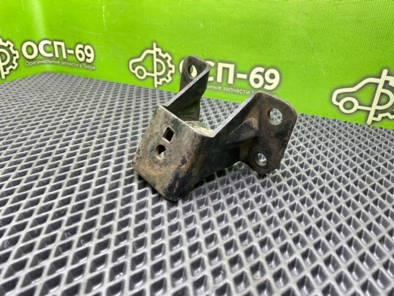 Кронштейн опоры двигателя, 1490 рублей, Тверь