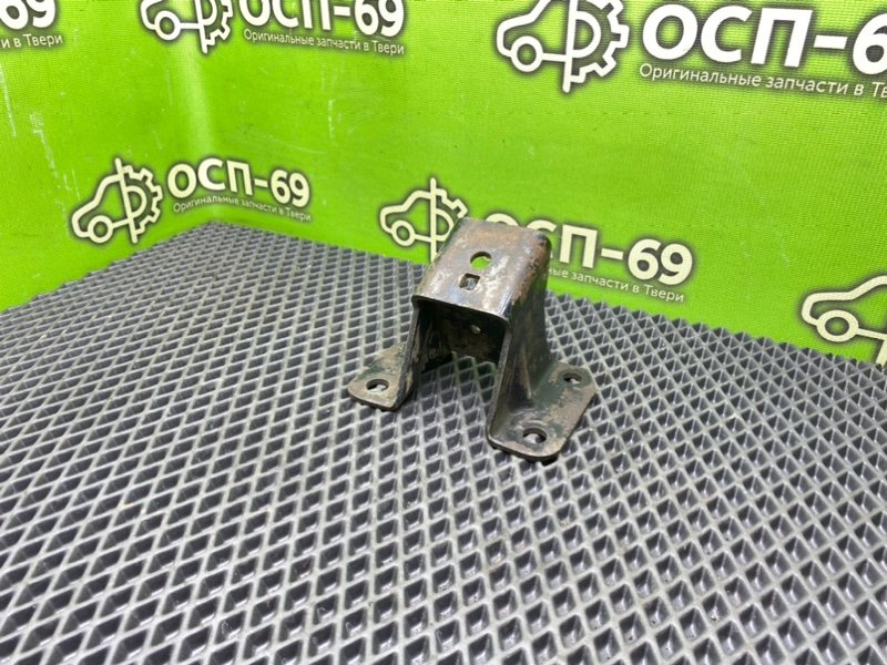 Кронштейн опоры двигателя, 1490 рублей, Тверь