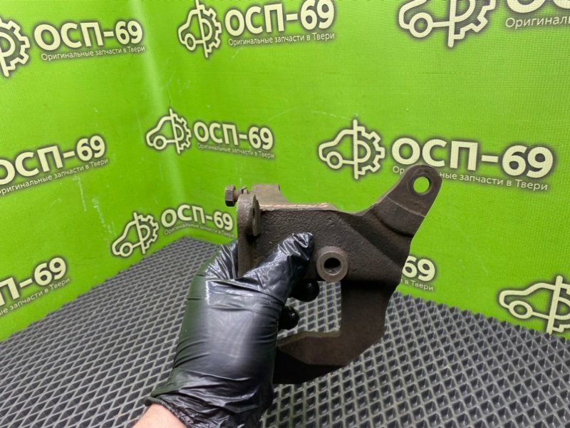 Кронштейн двигателя, 1190 рублей, Тверь