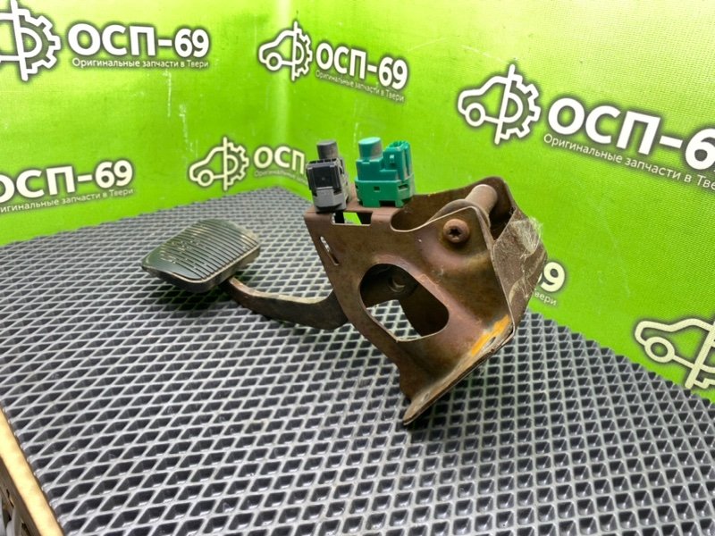 Педаль тормоза, 790 рублей, Тверь