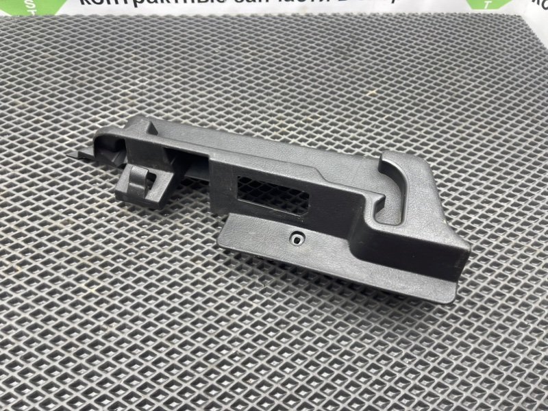 Кронштейн полки багажника, 490 рублей, Тверь