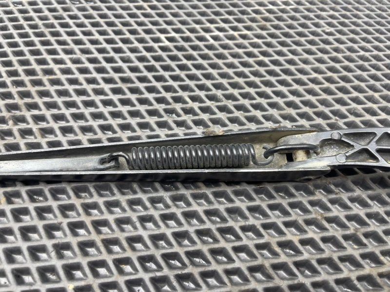 Дворник лобового стекла, 490 рублей, Тверь