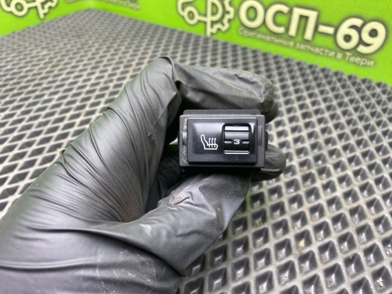 Кнопка обогрева сидений, 590 рублей, Тверь