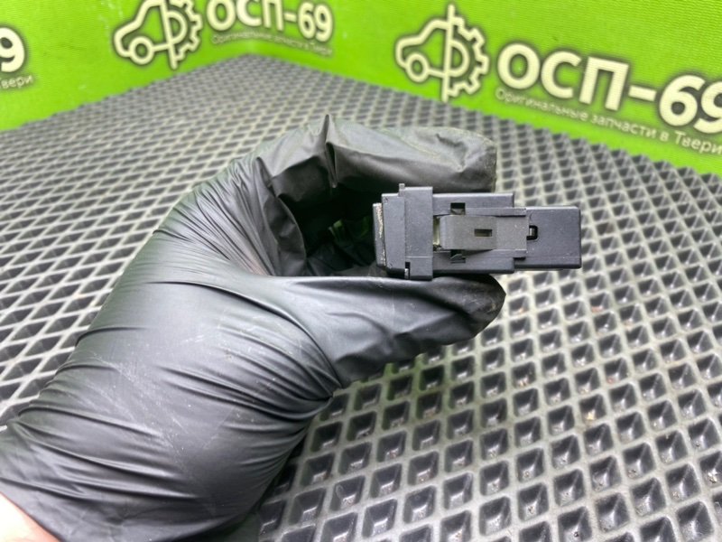 Кнопка обогрева сидений, 590 рублей, Тверь