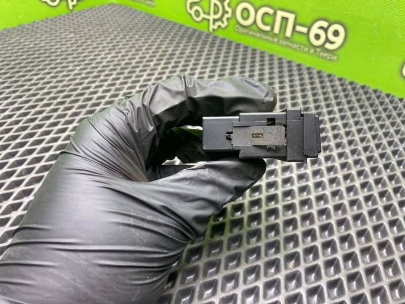 Кнопка обогрева сидений, 590 рублей, Тверь