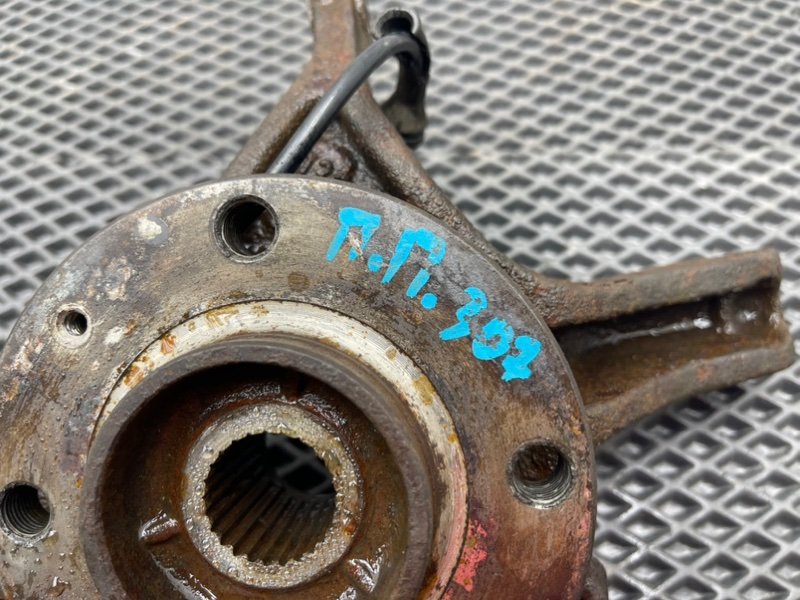 Поворотный кулак, 2990 рублей, Тверь