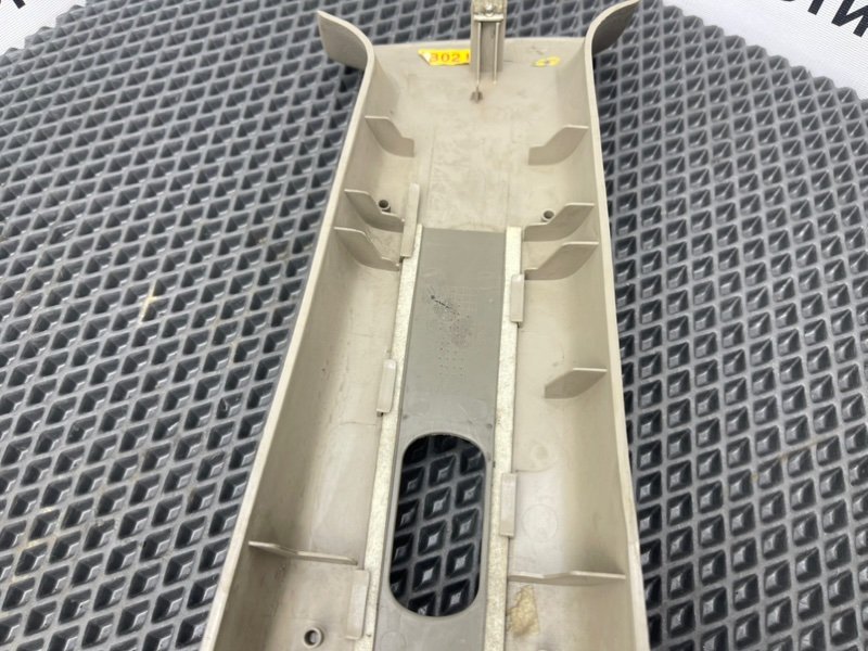 Накладка стойки, 390 рублей, Тверь