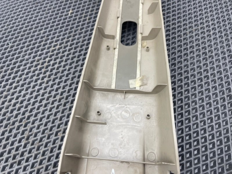 Накладка стойки, 390 рублей, Тверь