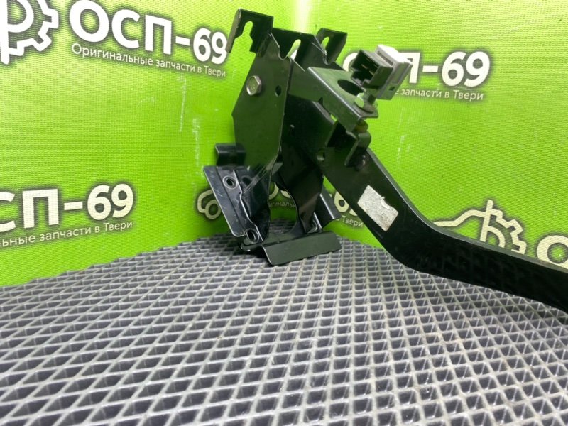 Педаль тормоза, 990 рублей, Тверь