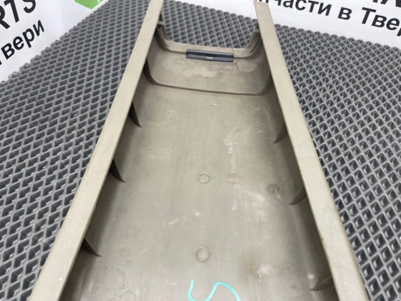 Накладка стойки, 590 рублей, Тверь