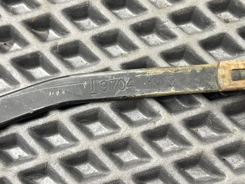 Дворник лобового стекла, 590 рублей, Тверь