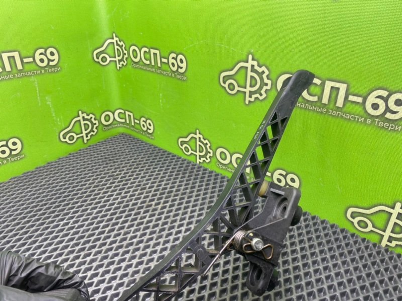 Педаль газа, 790 рублей, Тверь