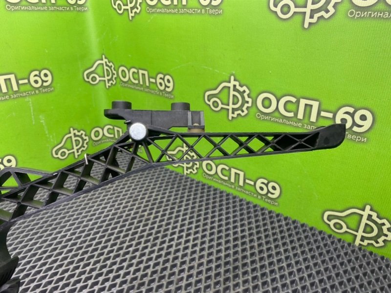 Педаль газа, 790 рублей, Тверь