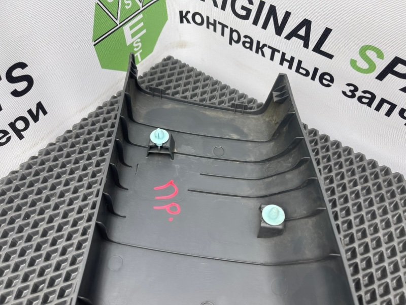 Накладка стойки, 590 рублей, Тверь