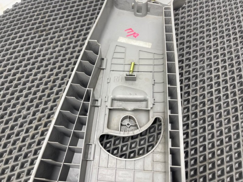 Накладка стойки, 390 рублей, Тверь