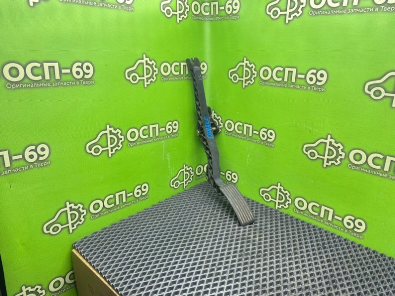 Педаль газа, 790 рублей, Тверь