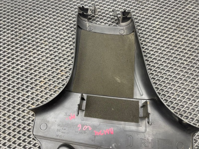 Накладка стойки, 490 рублей, Тверь