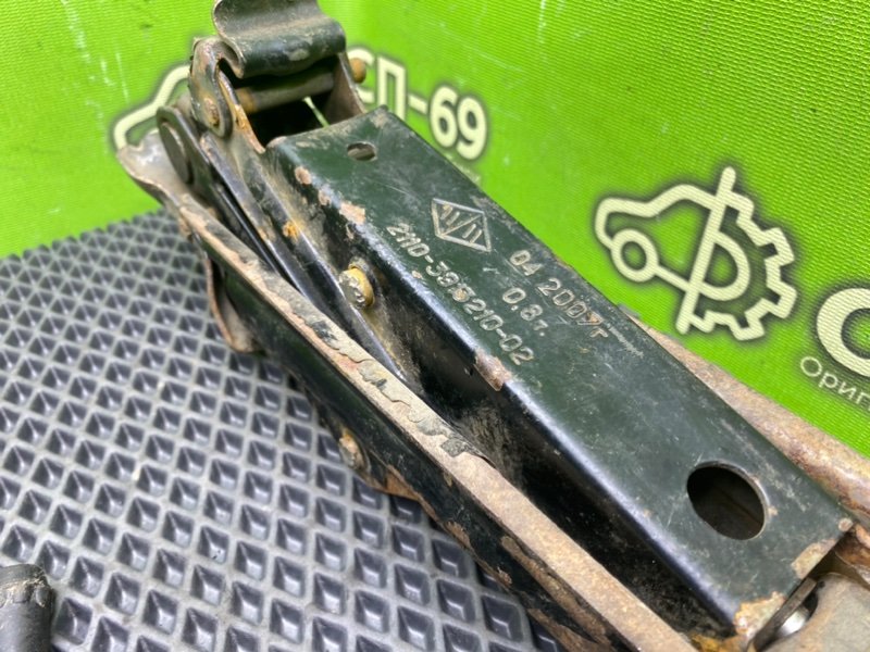 Домкрат, 990 рублей, Тверь