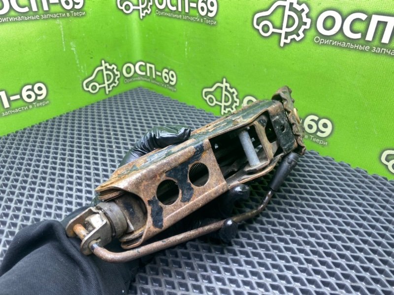 Домкрат, 990 рублей, Тверь