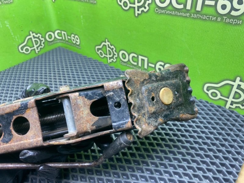 Домкрат, 990 рублей, Тверь