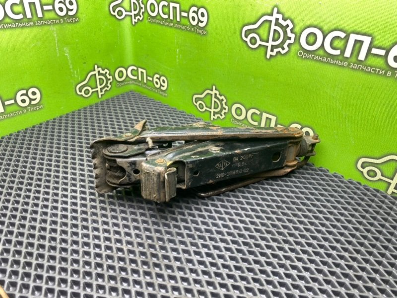 Домкрат, 990 рублей, Тверь