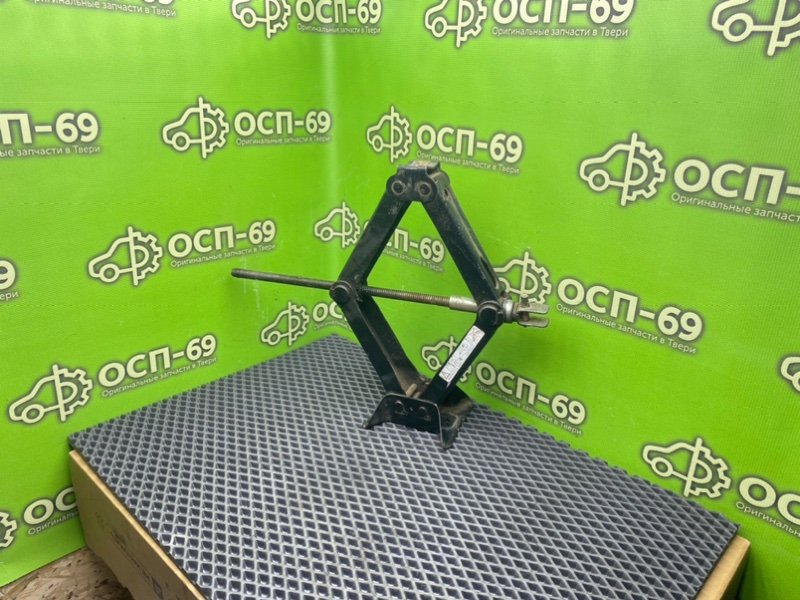 Домкрат, 1490 рублей, Тверь