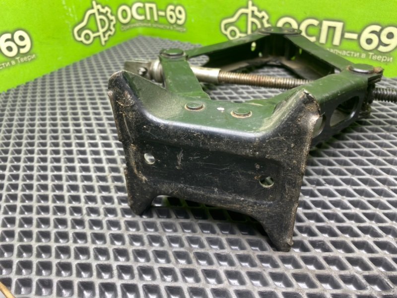 Домкрат, 1490 рублей, Тверь