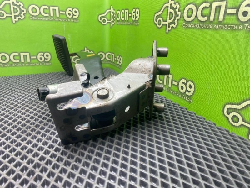 Педаль тормоза, 1290 рублей, Тверь