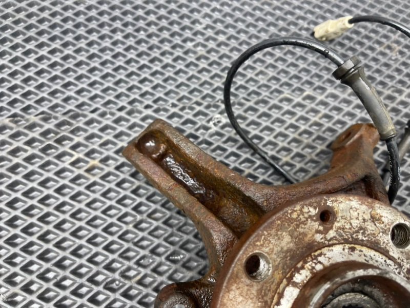 Поворотный кулак, 1790 рублей, Тверь