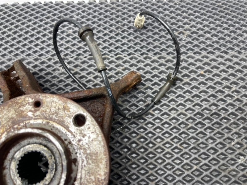 Поворотный кулак, 1790 рублей, Тверь