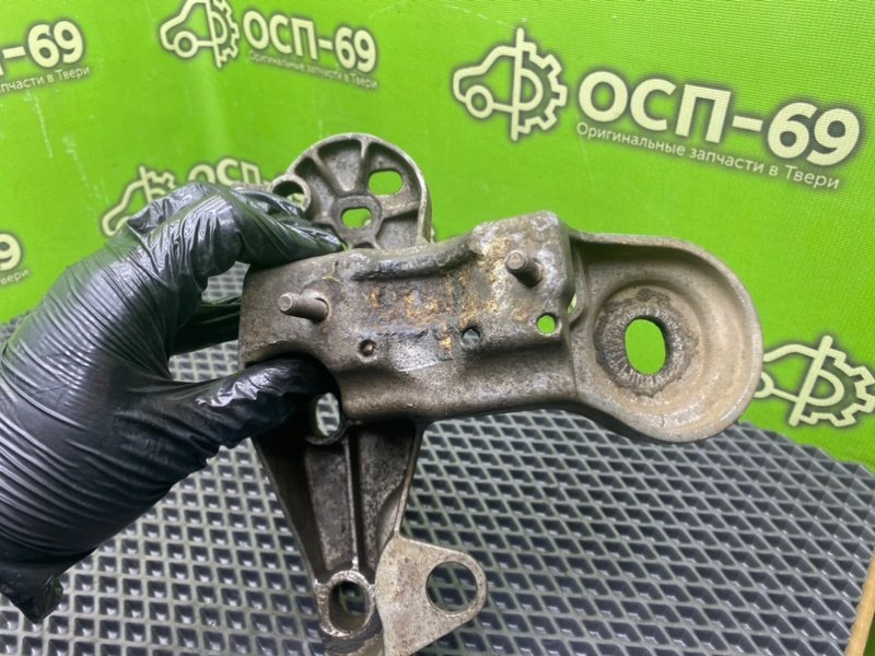 Кронштейн двигателя, 1990 рублей, Тверь