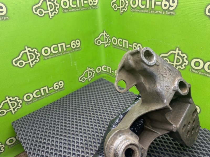 Кронштейн двигателя, 1990 рублей, Тверь