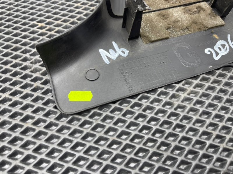 Накладка стойки, 490 рублей, Тверь