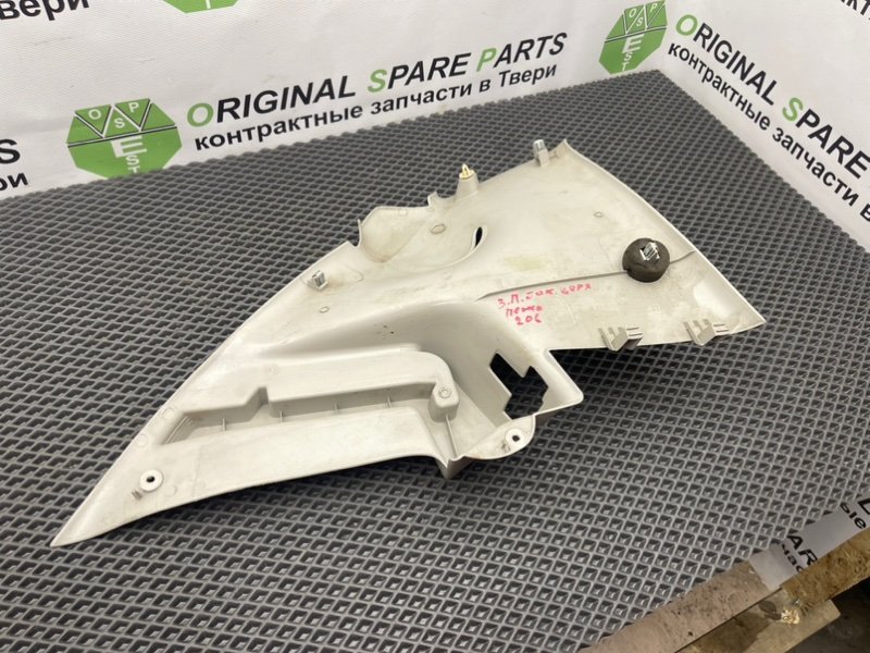 Накладка стойки, 490 рублей, Тверь