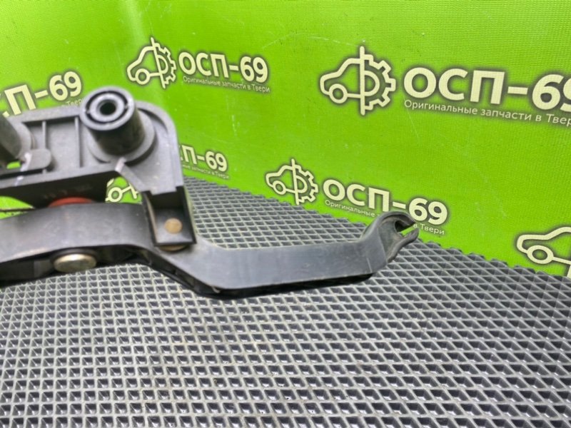 Педаль газа, 790 рублей, Тверь