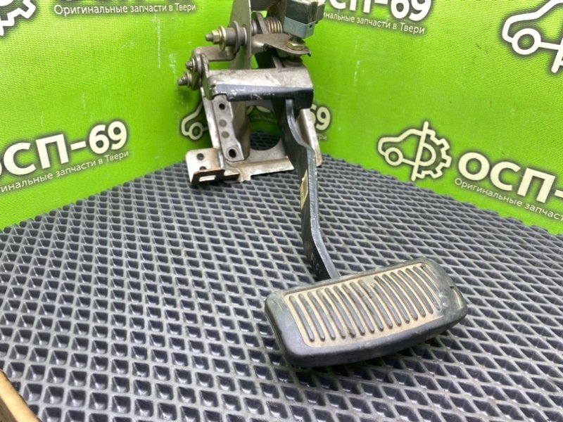 Педаль тормоза, 990 рублей, Тверь