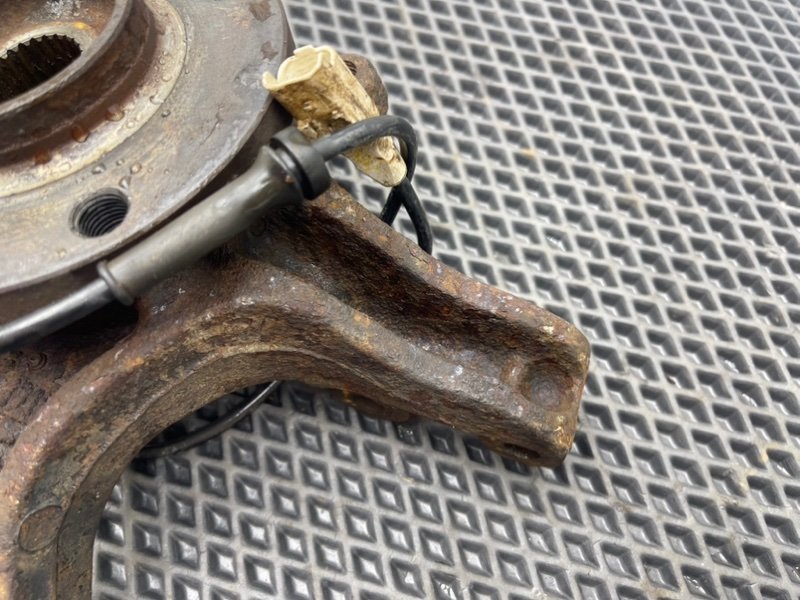 Поворотный кулак, 2990 рублей, Тверь