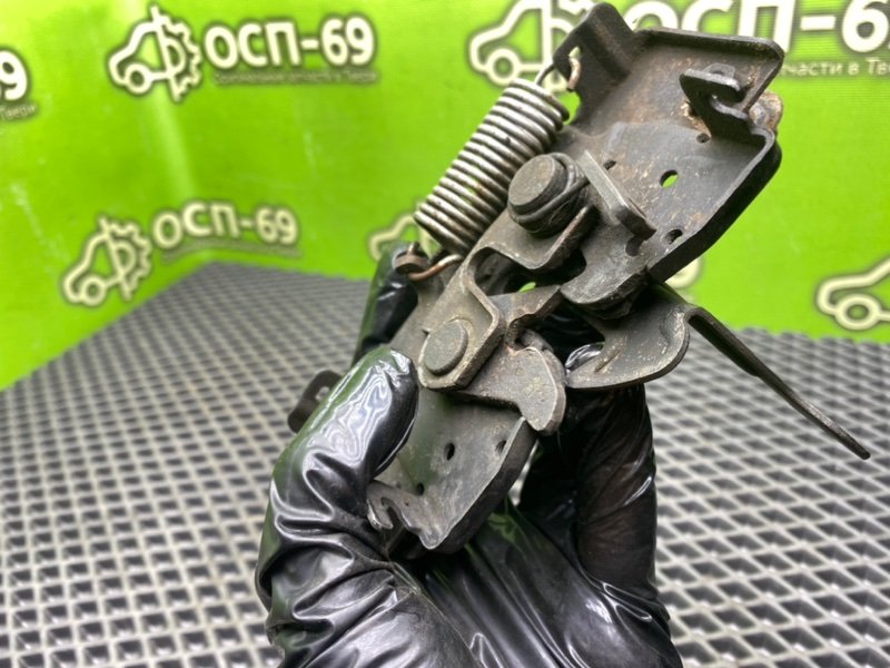 Замок капота, 990 рублей, Тверь