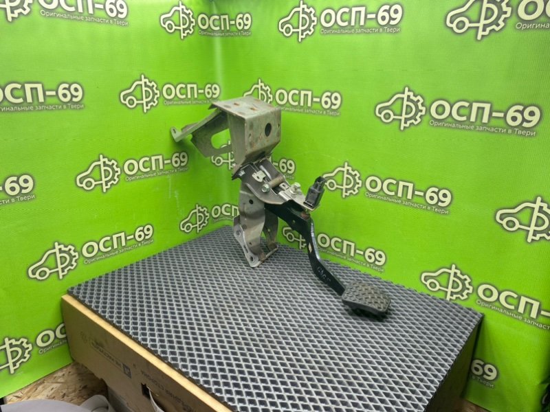 Педаль тормоза, 890 рублей, Тверь