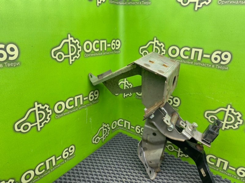 Педаль тормоза, 890 рублей, Тверь