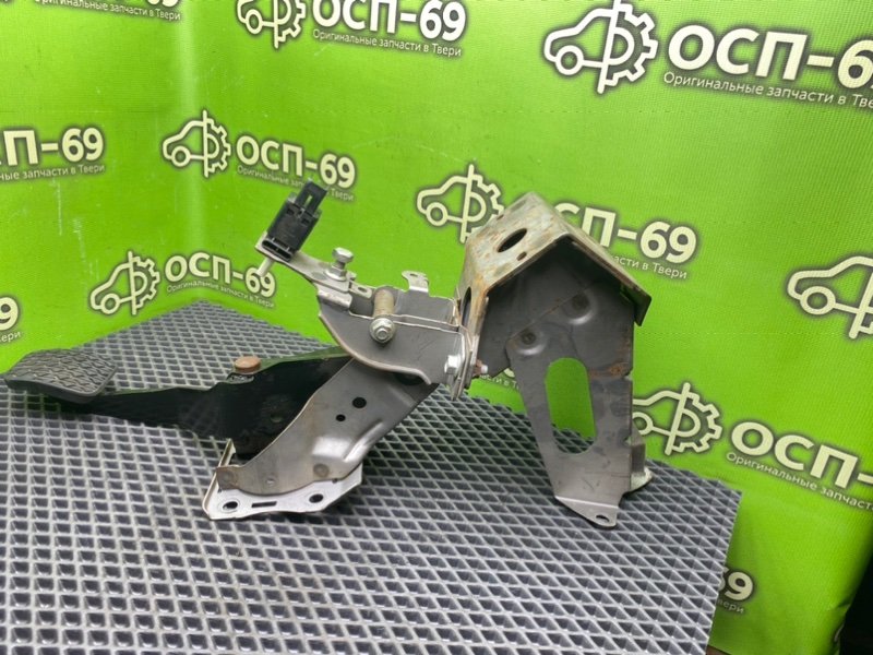 Педаль тормоза, 890 рублей, Тверь