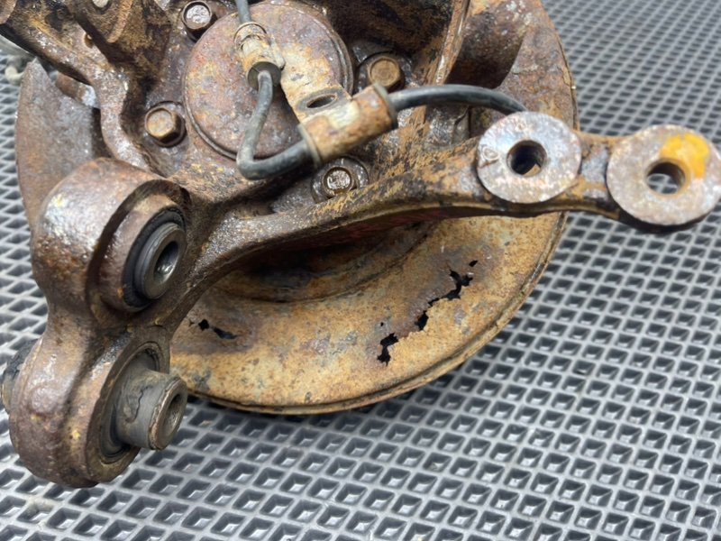 Поворотный кулак, 1990 рублей, Тверь