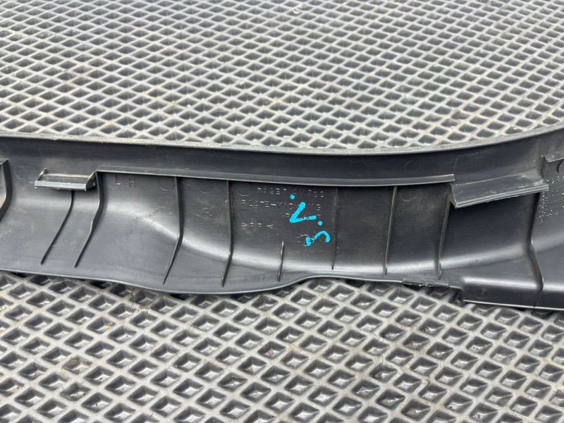 Накладка порога, 390 рублей, Тверь