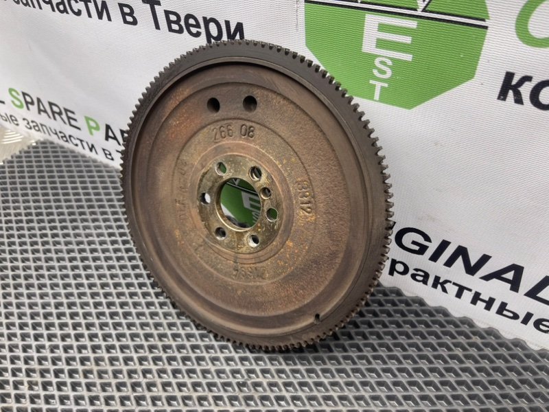 Маховик, 990 рублей, Тверь